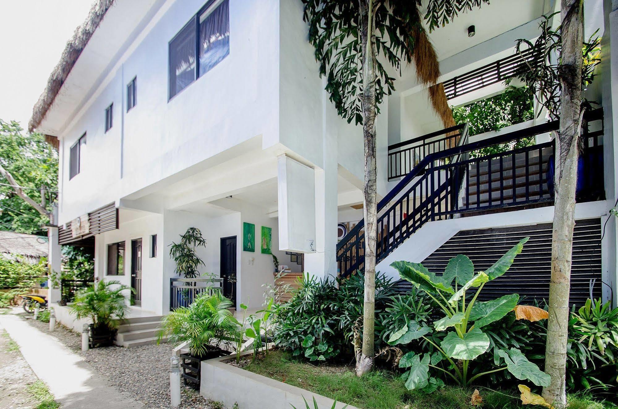 Eco Hotel Balabag  Exterior photo